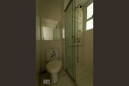 Apartamento à venda com 78m², 3 quartos e 2 vagas Apartamento à venda com 78m², 3 quartos e 2 vagasBanheiro do Corredor