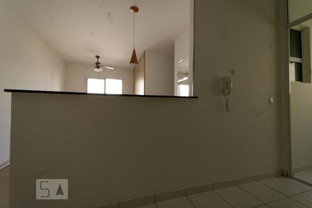 Apartamento à venda com 78m², 3 quartos e 2 vagas Apartamento à venda com 78m², 3 quartos e 2 vagasCozinha e Área de Serviço