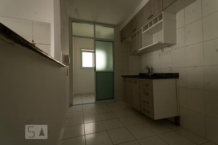 Apartamento à venda com 78m², 3 quartos e 2 vagas Apartamento à venda com 78m², 3 quartos e 2 vagasCozinha e Área de Serviço