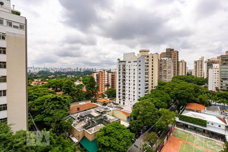 Apartamento à venda com 70m², 2 quartos e 2 vagas Apartamento à venda com 70m², 2 quartos e 2 vagasVista