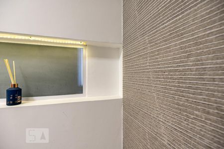 Apartamento à venda com 70m², 2 quartos e 2 vagas Apartamento à venda com 70m², 2 quartos e 2 vagasBanheiro da Suíte