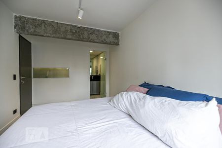 Apartamento à venda com 70m², 2 quartos e 2 vagas Apartamento à venda com 70m², 2 quartos e 2 vagasSuíte