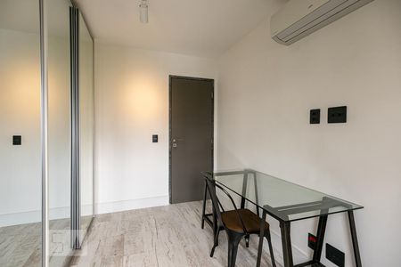 Apartamento à venda com 70m², 2 quartos e 2 vagas Apartamento à venda com 70m², 2 quartos e 2 vagasQuarto