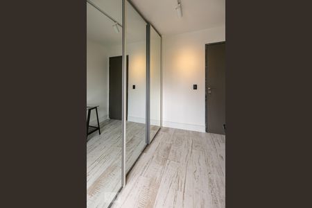 Apartamento à venda com 70m², 2 quartos e 2 vagas Apartamento à venda com 70m², 2 quartos e 2 vagasQuarto