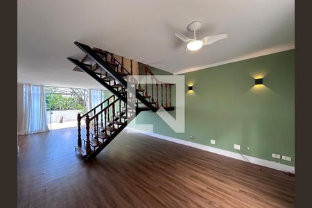 Sala de casa para alugar com 3 quartos, 191m² em Jardim Santo Amaro, São Paulo