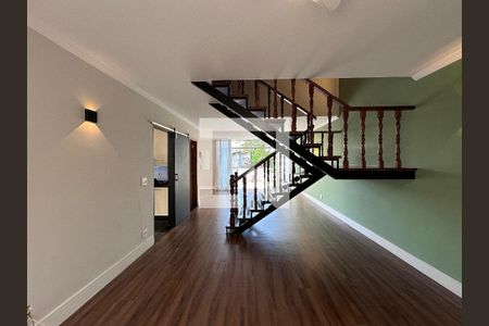 Sala de casa para alugar com 3 quartos, 191m² em Jardim Santo Amaro, São Paulo