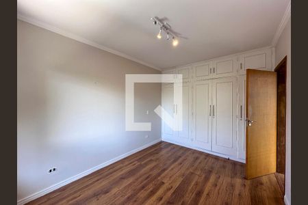 Casa para alugar com 191m², 3 quartos e 2 vagasQuarto 2