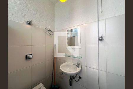 Casa para alugar com 191m², 3 quartos e 2 vagasBanheiro de Serviço