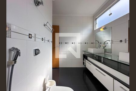 Casa para alugar com 191m², 3 quartos e 2 vagasBanheiro Suíte