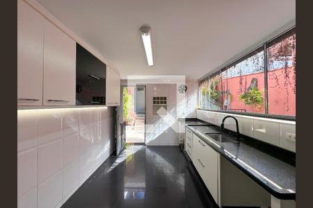 Cozinha de casa para alugar com 3 quartos, 191m² em Jardim Santo Amaro, São Paulo