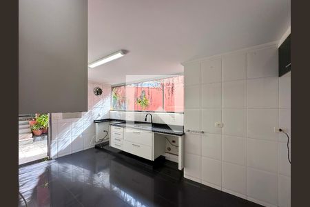 Casa para alugar com 191m², 3 quartos e 2 vagasCozinha