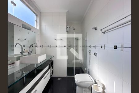 Casa para alugar com 191m², 3 quartos e 2 vagasBanheiro Suíte
