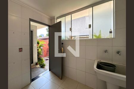 Casa para alugar com 191m², 3 quartos e 2 vagasÁrea de Serviço