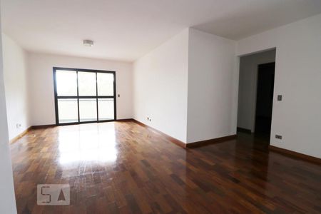 Sala de apartamento para alugar com 4 quartos, 118m² em Chácara Agrindus, Taboão da Serra