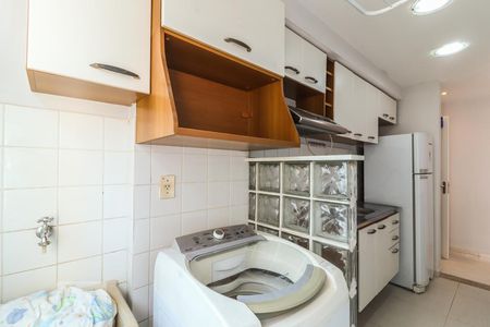 Apartamento para alugar com 47m², 2 quartos e 1 vagaÁrea de Serviço e Cozinha