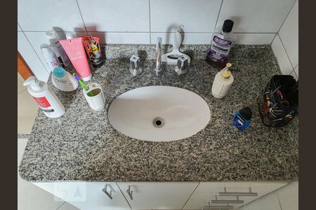 Casa para alugar com 180m², 3 quartos e 5 vagasDetalhe do banheiro da suíte