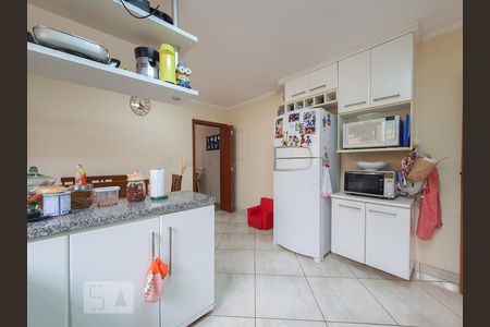 Cozinha de casa para alugar com 3 quartos, 180m² em Vila Marte, São Paulo