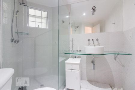 Banheiro de apartamento para alugar com 2 quartos, 70m² em Vila Aurora (zona Norte), São Paulo