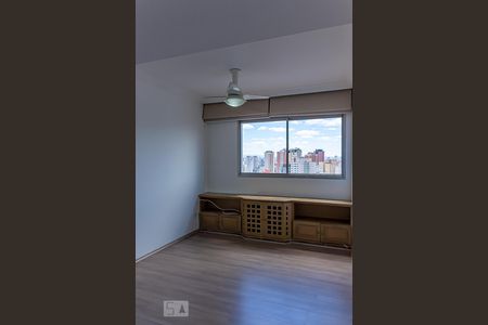 Sala de apartamento para alugar com 1 quarto, 55m² em Aclimação, São Paulo