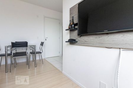 Sala de apartamento para alugar com 2 quartos, 47m² em Itaquera, São Paulo