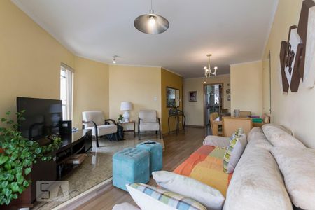 Apartamento à venda com 72m², 2 quartos e 1 vagaSala