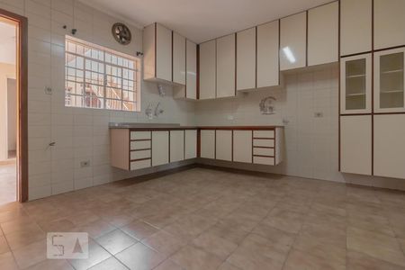 Cozinha de casa para alugar com 2 quartos, 100m² em Jardim da Glória, São Paulo