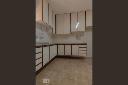 Cozinha de casa para alugar com 2 quartos, 100m² em Jardim da Glória, São Paulo