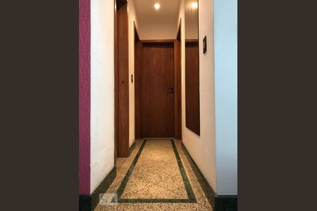 Apartamento para alugar com 80m², 3 quartos e 2 vagas Apartamento para alugar com 80m², 3 quartos e 2 vagasCorredor