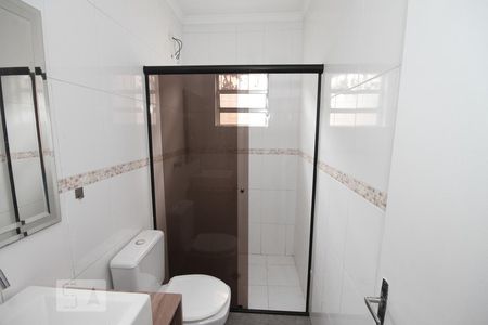 Casa à venda com 130m², 3 quartos e 2 vagasBanheiro