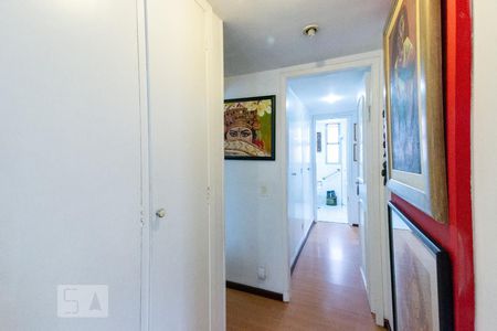 Apartamento à venda com 91m², 3 quartos e 1 vaga Apartamento à venda com 91m², 3 quartos e 1 vagaCorredor