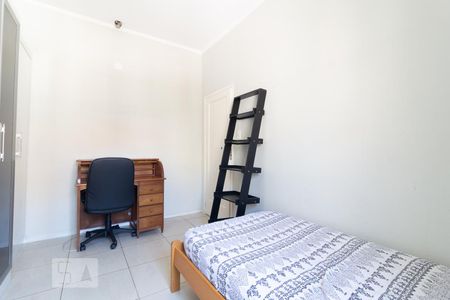 Quarto 1 de casa para alugar com 3 quartos, 270m² em Vila Congonhas, São Paulo
