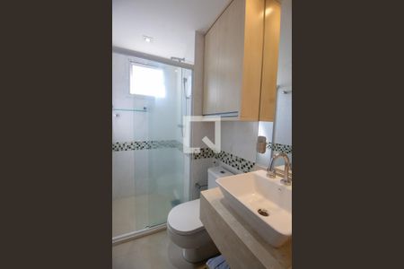 Apartamento para alugar com 69m², 2 quartos e 2 vagasBanheiro