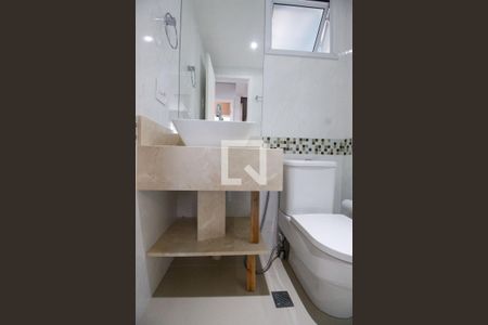 Apartamento para alugar com 69m², 2 quartos e 2 vagasBanheiro