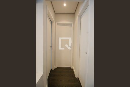 Corredor de apartamento à venda com 2 quartos, 69m² em Vila Andrade, São Paulo