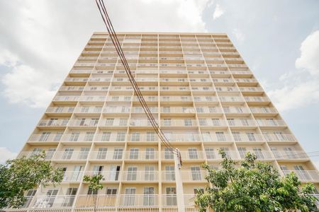 Studio à venda com 28m², 1 quarto e sem vaga Studio à venda com 28m², 1 quarto e sem vagaFachada