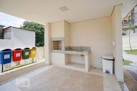 Studio à venda com 28m², 1 quarto e sem vaga Studio à venda com 28m², 1 quarto e sem vagaChurrasqueira