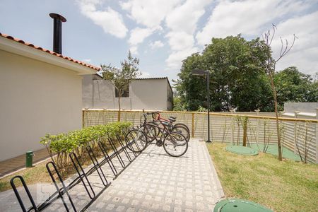 Studio à venda com 28m², 1 quarto e sem vaga Studio à venda com 28m², 1 quarto e sem vagaBicicletário