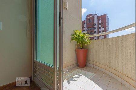 Sacada de apartamento para alugar com 1 quarto, 50m² em Cambuí, Campinas