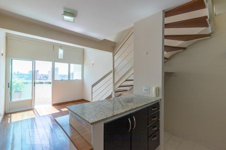 Sala de apartamento para alugar com 1 quarto, 50m² em Cambuí, Campinas