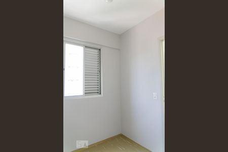 Quarto reversível/Quarto de Serviço de apartamento para alugar com 3 quartos, 75m² em Aclimação, São Paulo