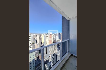 Varanda de kitnet/studio para alugar com 1 quarto, 24m² em Sé, São Paulo
