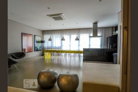 Studio para alugar com 24m², 1 quarto e sem vaga Studio para alugar com 24m², 1 quarto e sem vagaSalao de Festas