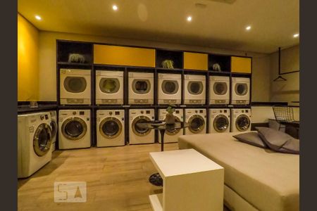 Studio para alugar com 24m², 1 quarto e sem vaga Studio para alugar com 24m², 1 quarto e sem vagaLavanderia