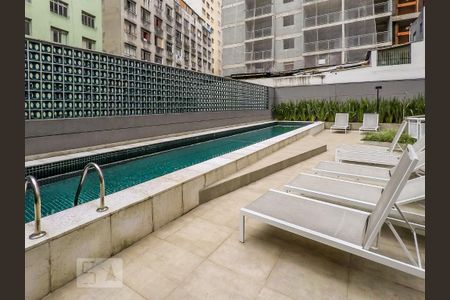 Studio para alugar com 24m², 1 quarto e sem vaga Studio para alugar com 24m², 1 quarto e sem vagaÁrea comum - Piscina