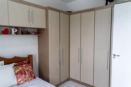 Apartamento à venda com 38m², 1 quarto e 1 vagaQuarto