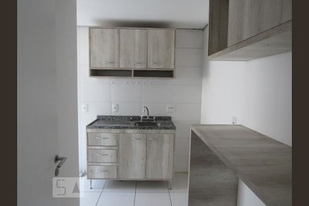 Cozinha de apartamento para alugar com 3 quartos, 69m² em Passo da Areia, Porto Alegre