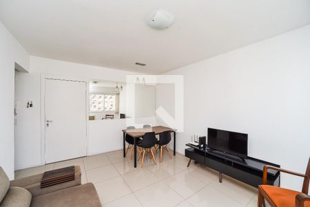Sala de apartamento para alugar com 3 quartos, 69m² em Passo da Areia, Porto Alegre
