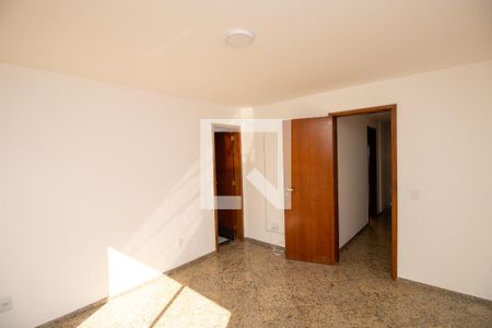 Apartamento à venda com 180m², 3 quartos e 2 vagas Apartamento à venda com 180m², 3 quartos e 2 vagasQuarto 2