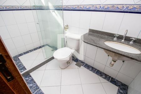 Apartamento à venda com 180m², 3 quartos e 2 vagas Apartamento à venda com 180m², 3 quartos e 2 vagasBanheiro quarto 2