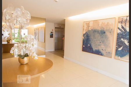 Apartamento à venda com 36m², 1 quarto e 1 vagaHall de Entrada